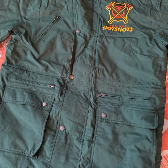 STARTER Arizona Hot Shots Winter Parka - Picture 8 of 16